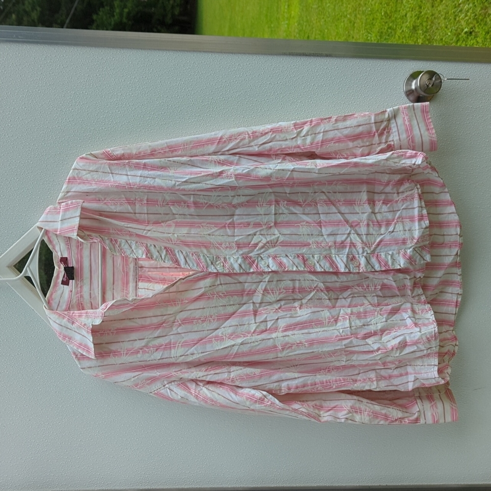 SouthPole pink & white dress shirt